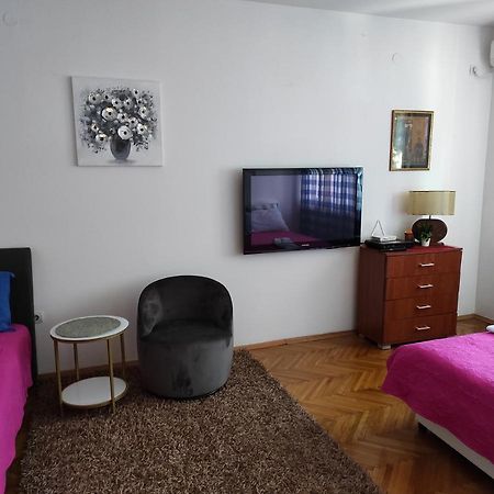 Appartamento Stan U Centru Podgorica Esterno foto