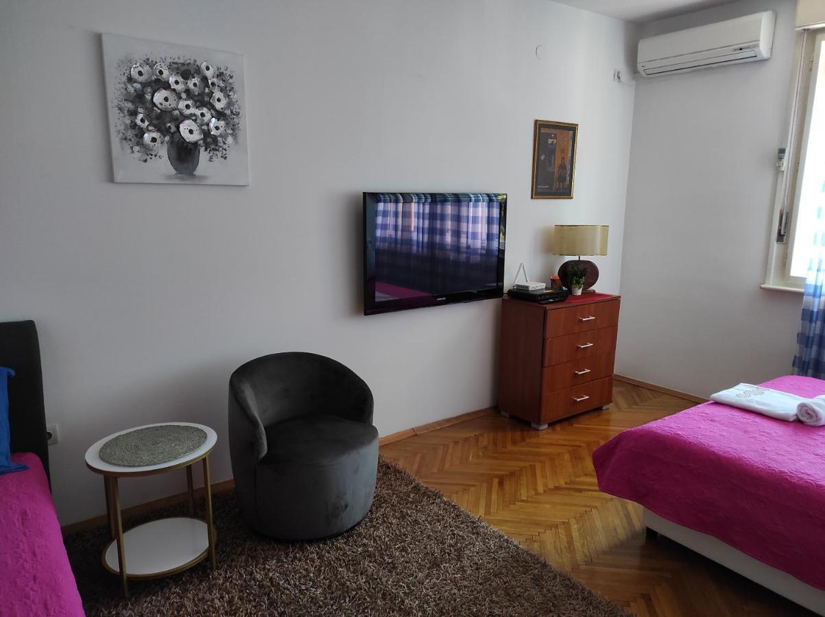Appartamento Stan U Centru Podgorica Esterno foto