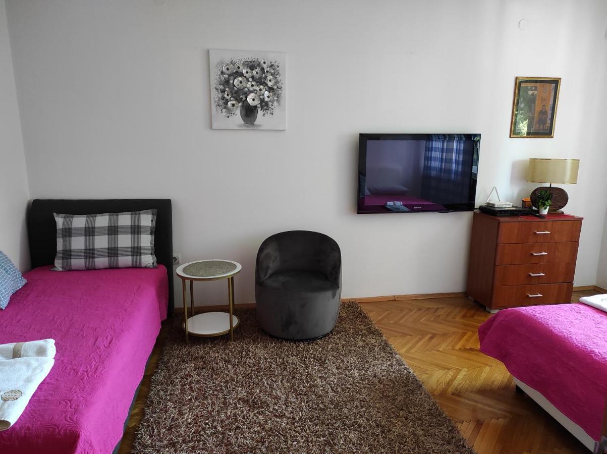 Appartamento Stan U Centru Podgorica Esterno foto